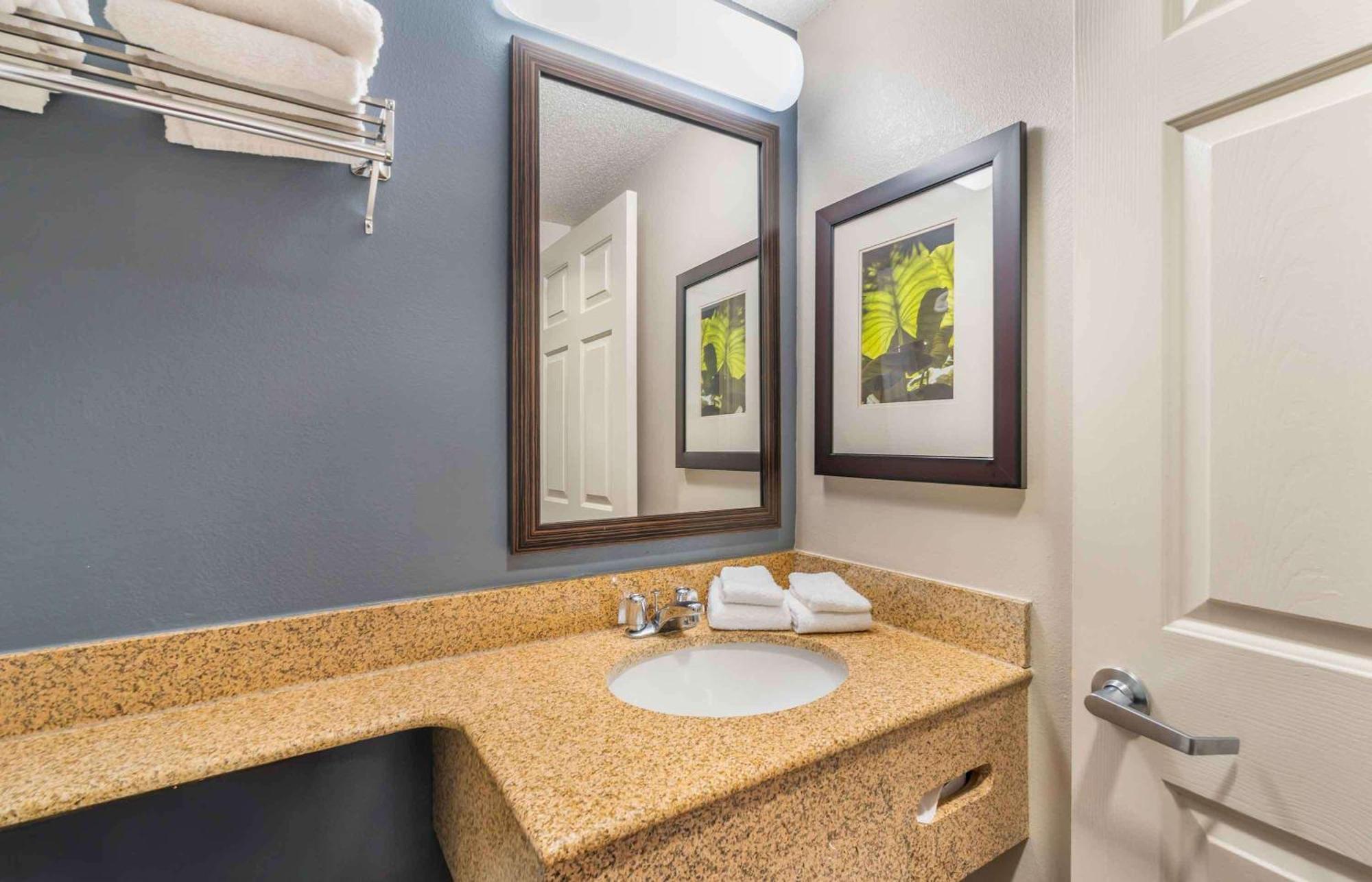 Extended Stay America Suites - Chesapeake - Greenbrier Circle Bagian luar foto